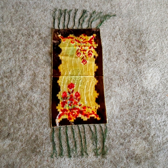 Velour Table Runner - Picture 1 of 2